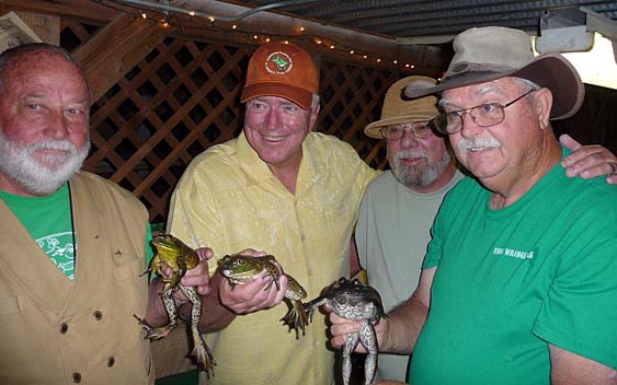 Huell Howser gets ready for the frog jump. Calaveras County Fair & Jumping Frog Jubilee, Angels Camp